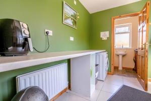 5 Bed in Oughterard oc-ii16235