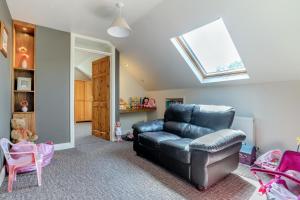 5 Bed in Oughterard oc-ii16235