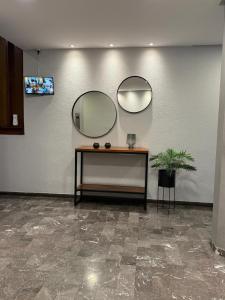 Calido y luminoso 2 ambientes sobre Falucho