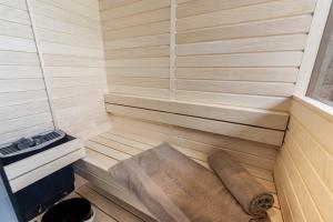 Villa Visignano near Porec for 8 people with 49 m2 heated pool, wellness & sea view