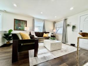Cute and Cozy House in Quiet Blue Ash Neighborhood