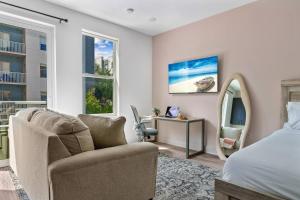 Channelside - Amazing Studio with Free Pool