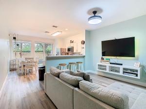 3BR Family-Friendly Town Home Near Disney
