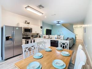 3BR Family-Friendly Town Home Near Disney