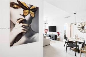 4805 Penthouse with Amazing Views a Pool and Gym in Downtown Miami