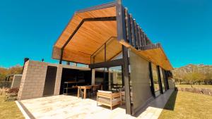 Casa Agustina - Casa En Barrio Privado San Benito, Chapadmalal Para 6 PAX Con Pileta - Hola Sur