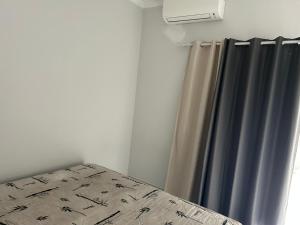 Rivieira - Apartamento térreo com Piscina privada - 500m do mar