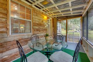 Fish, Boat & Explore: Cross Creek Cabin w Dock!