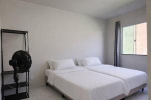 Casa privativa em Itaúna