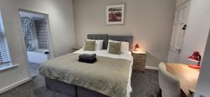 St Johns - 2 Bed House