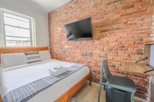 Stylish South End Studio