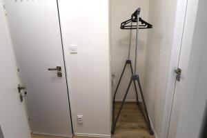 Modern Apartment by Budějovická Metro, Near Center