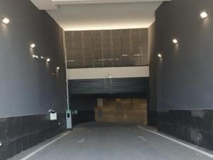 Premier -FREE GARAGE-