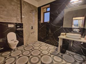 Nest one - Luxury 2BHK Jaipur Farmhouse with Pvt Pool & Garden