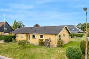 Cozy home for a family for stay