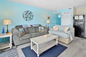 Wonderful 2 Bedroom Bayside Property!
