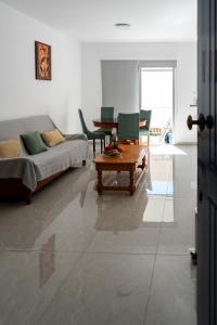 Bluora Apartment, 1BR Sea View, Balcony, Swimming Pool, Parking, 500 Meters from the Beach