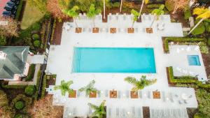 New ReResort Poolside Panorama Villa