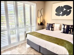 V&A Waterfront Cape Town Luxury 3 Bedroom with 1000 views