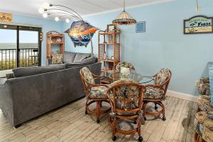 Direct Ocean Front 2 Bedroom Condo in Oceanwalk with Amazing Ocean Views!