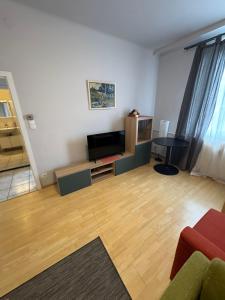 Premium Apartment near Park