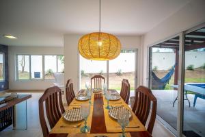 Bz101 Casa c Piscina privativa, 4 suítes - Centro