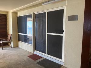 Beachside & Jetty View 3 - Pirate Cave No view