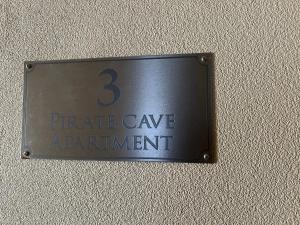 Beachside & Jetty View 3 - Pirate Cave No view