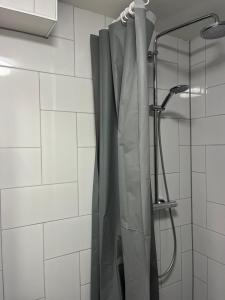 Cosy Garden Room Riverhouse