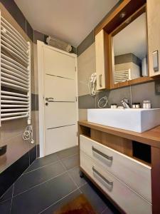 Mujen Lux Tutic - Free Spa & Wellness