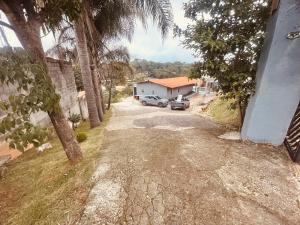 Chácara Com Piscina e Vista das Montanhas