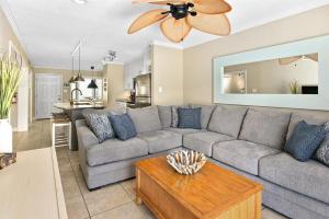 Updated 2 Bedroom in Tiffanie By The Sea With Outdoor Pool, Steps to the Beach!