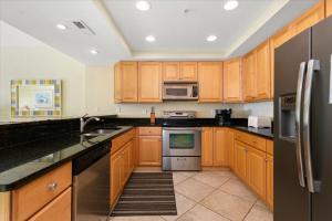 Spacious 3 Bedroom Bayside Condo in Sunset Beach with Outdoor Pool!