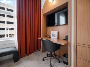 Symons Block Suite 3