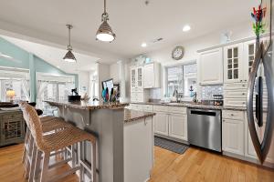 Beautiful Ocean and Bay Views from this Premier 5 Bedroom Property In St Kitts!