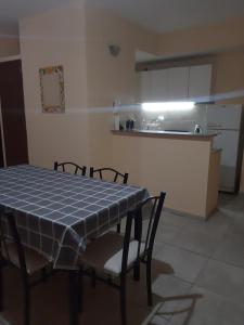 Depto temporario para 5 personas