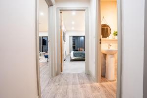 Stylish City-Centre Apartment - Sleeps 4 - Leeds