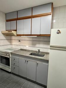 Amplio departamento Bulnes y Av Corrientes