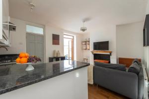 Modern 1BDR Near Stratford Station and Westfield