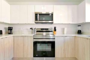 Prime Location Duplex with Free Parking