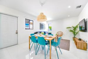 Prime Location Duplex with Free Parking