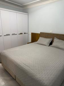 Pé no mar Guarujá 2 quartos