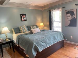 Elvis Presley Fan Studio