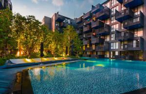 Harmony The Deck Patong Apartment