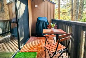 Casa del Lago-Condo In Town & Trails nearby