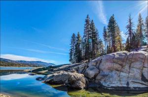 Casa del Lago-Condo In Town & Trails nearby