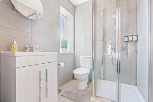 Hidden Retreat Hot Tub EV Free Parking