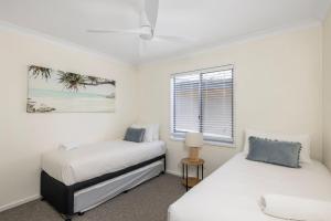 Karingal Beach Cottage Fingal Bay