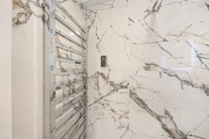 Crown Street Suite 1 - Grampian Lettings