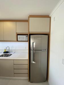 Apto de duas suítes - 100m do mar